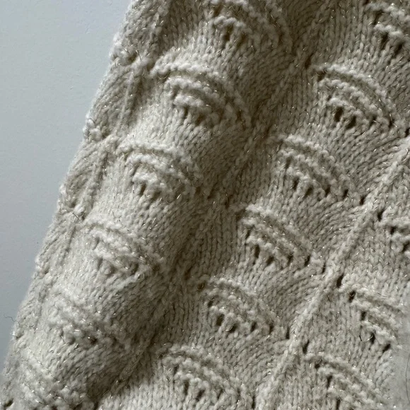 Cozy Cream Knit Sweater - Picture 4 of 4